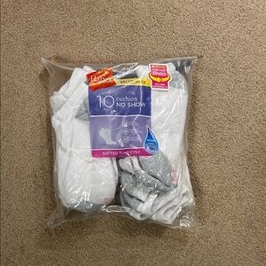 Hanes White and Gray No Show Socks 10-Pack